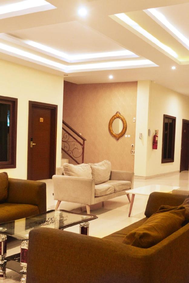 grand sahman hotel