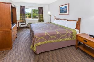super 8 by wyndham central pt medford