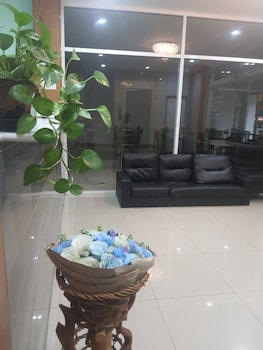 Lucky Inn Residency,205/101-104 Moo 10, Soi Yensabai,2 star