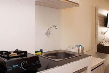 cozy stay studio urbantown karawang apartment