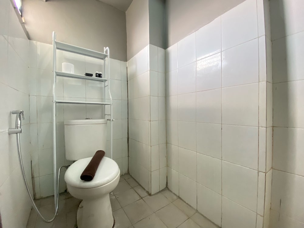 spacious 2br at gateway ahmad yani apartment