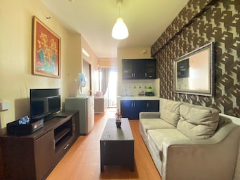 spacious 2br at gateway ahmad yani apartment