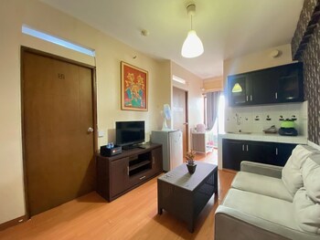Spacious 2Br At Gateway Ahmad Yani Apartment,,0 star