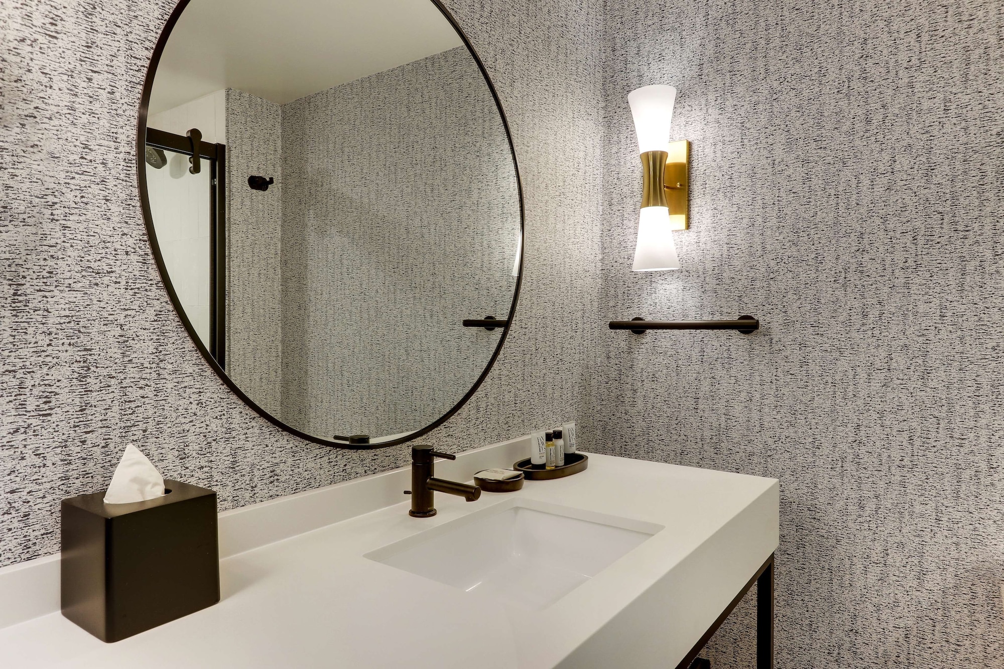 the chattanoogan hotel curio collection by hilton