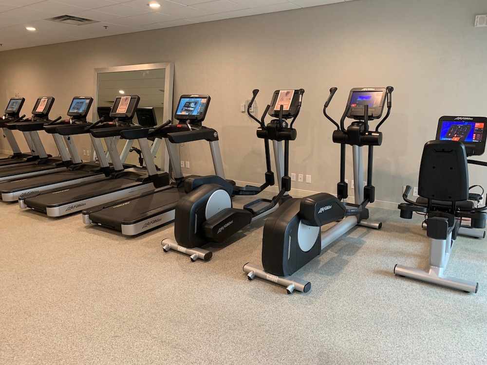 the chattanoogan hotel curio collection by hilton