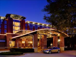 the chattanoogan hotel curio collection by hilton