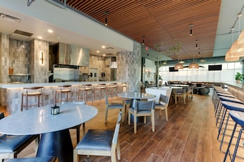 the chattanoogan hotel curio collection by hilton