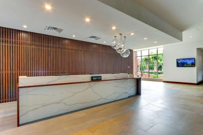 the chattanoogan hotel curio collection by hilton