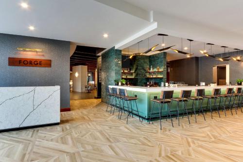 the chattanoogan hotel curio collection by hilton