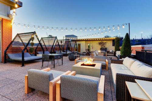 the chattanoogan hotel curio collection by hilton