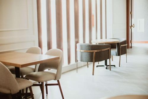 the chattanoogan hotel curio collection by hilton