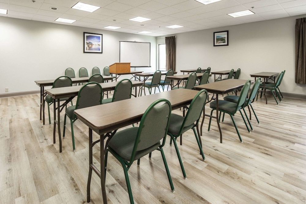 clarion inn near lookout mountain