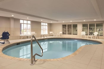 Country Inn & Suites By Radisson, Chattanooga-Lookout Mountain,Hamilton County>>Chattanooga,3 star