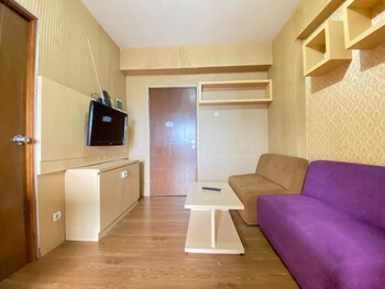 spacious 3br at gateway ahmad yani cicadas apartment