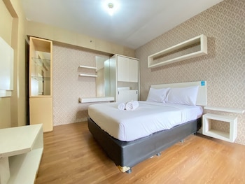 spacious 3br at gateway ahmad yani cicadas apartment