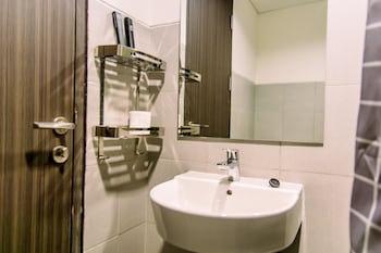 comfort and best choice 2br at bintaro icon apartment