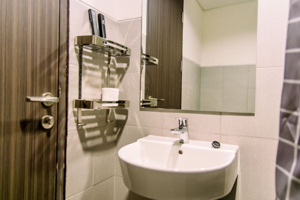 comfort and best choice 2br at bintaro icon apartment
