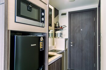 comfort and best choice 2br at bintaro icon apartment