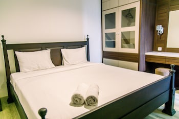 comfort and best choice 2br at bintaro icon apartment