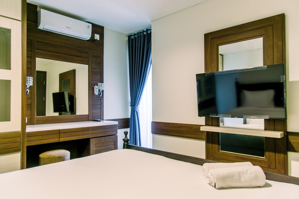 comfort and best choice 2br at bintaro icon apartment
