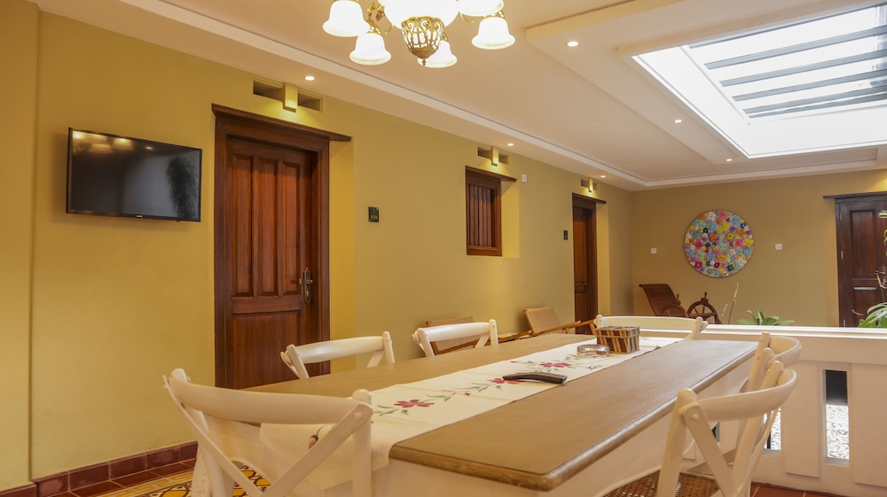 kutus kutus omah siliran heritage