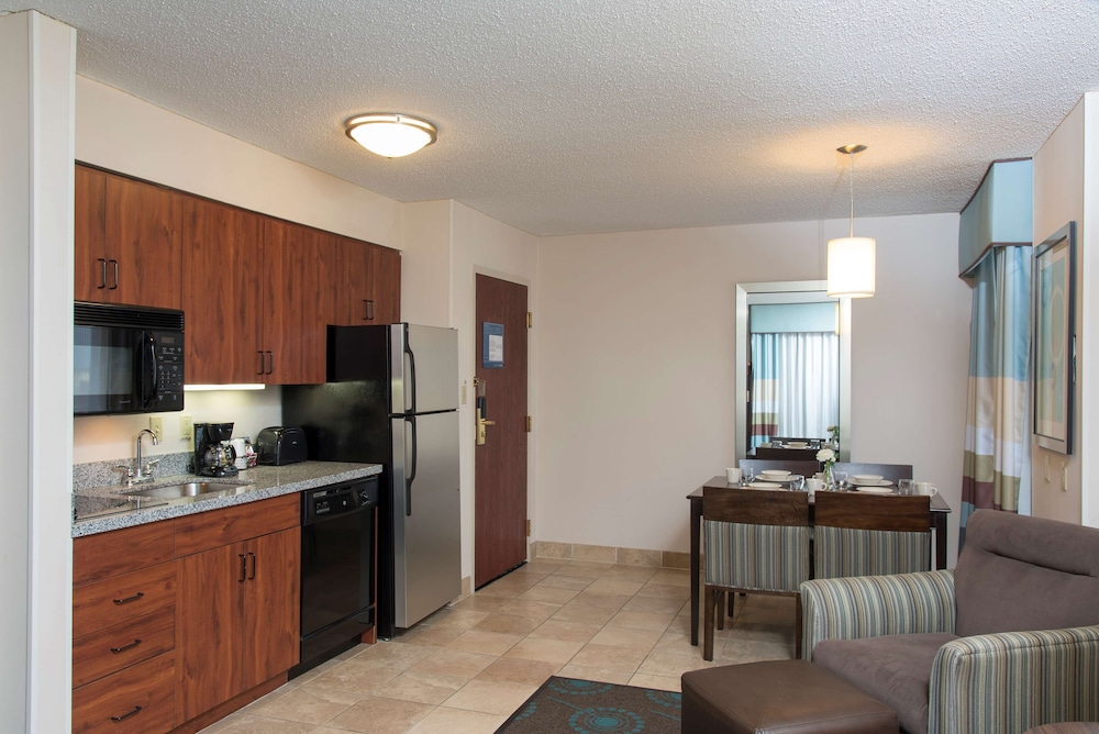 hampton inn and suites kokomo