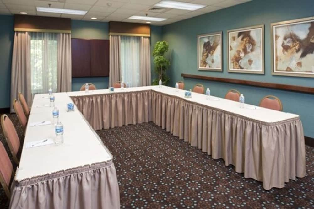 hampton inn and suites kokomo