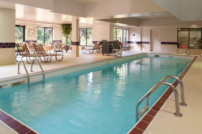 hampton inn and suites kokomo
