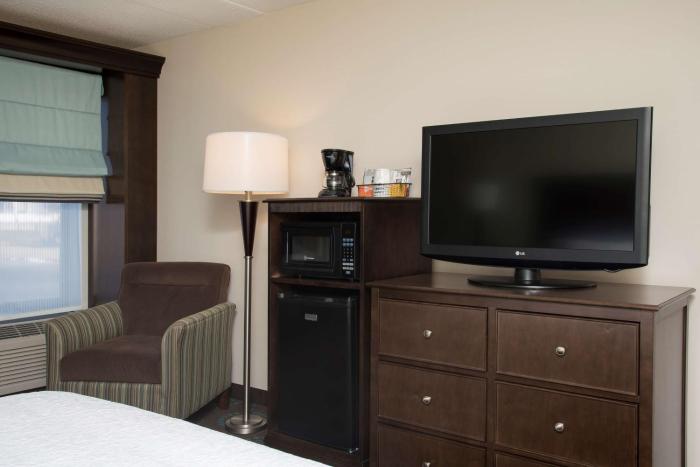 hampton inn and suites kokomo