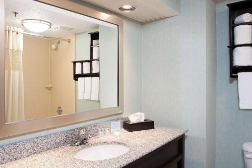 hampton inn and suites kokomo