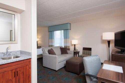 hampton inn and suites kokomo
