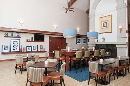 hampton inn and suites kokomo