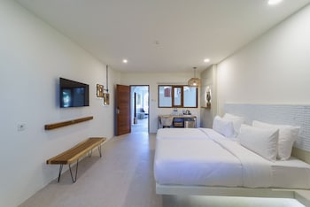 el tropico boutique hotel