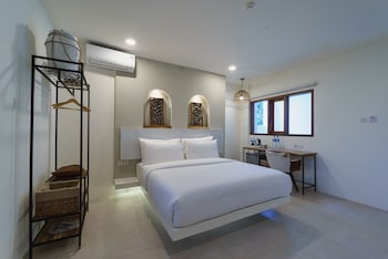 el tropico boutique hotel