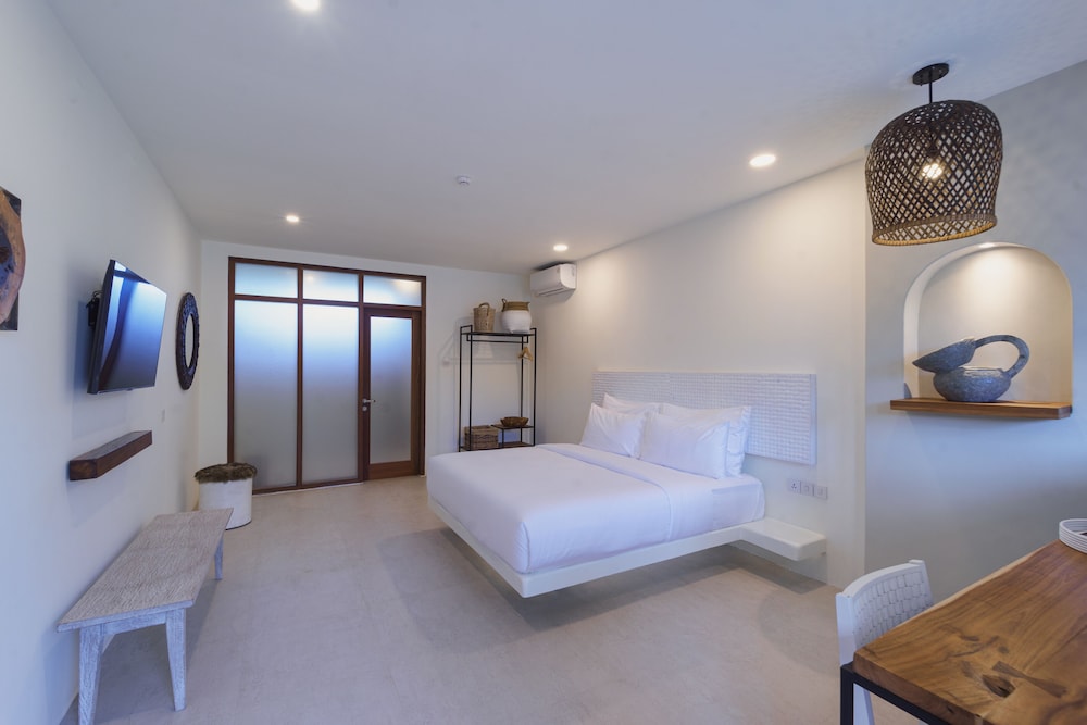 el tropico boutique hotel