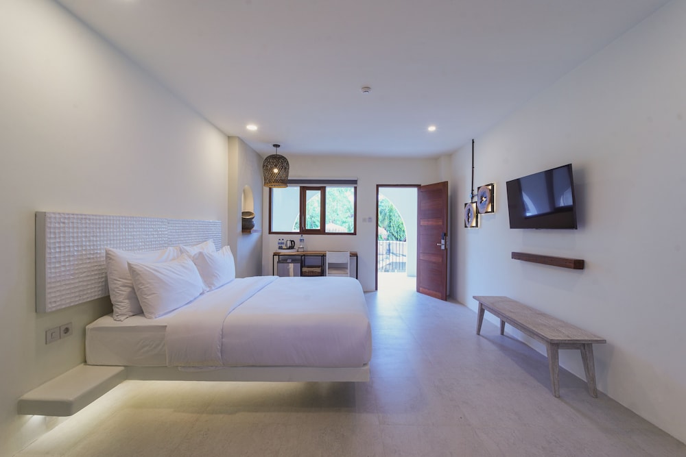 el tropico boutique hotel