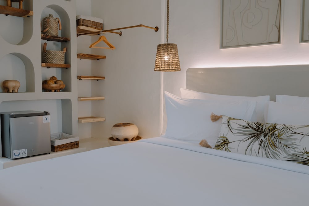 el tropico boutique hotel