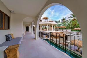 El Tropico Boutique Hotel,,3 star