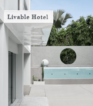 livable hotel bangkok
