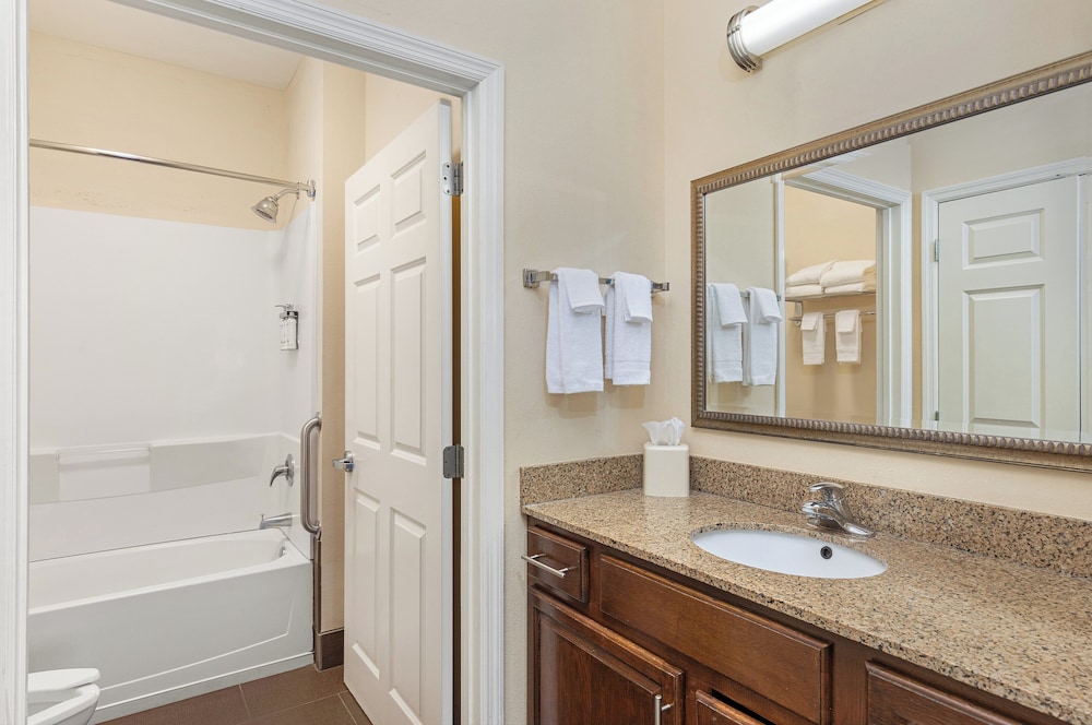 staybridge suites oak ridge by ihg