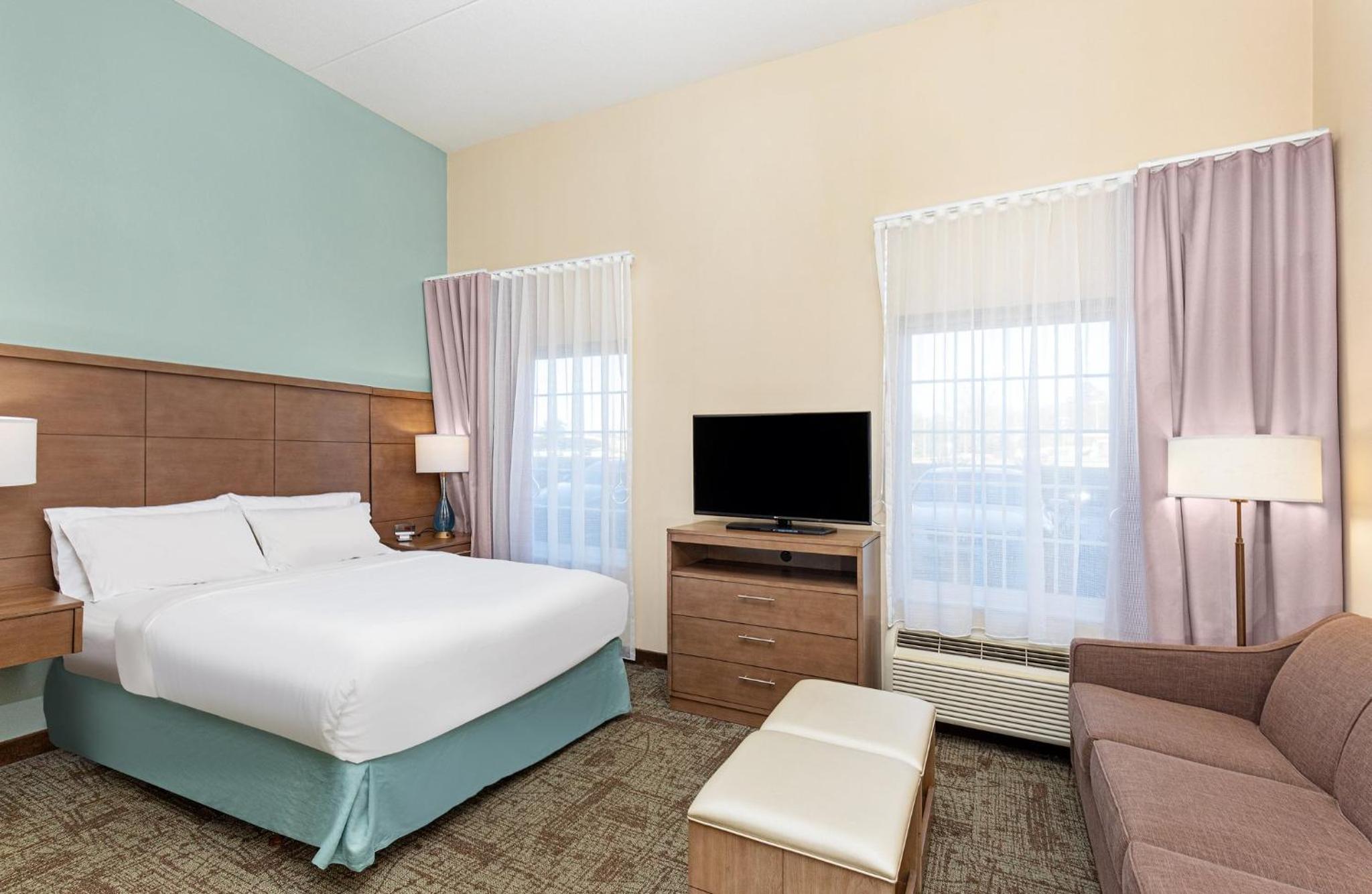 staybridge suites oak ridge by ihg