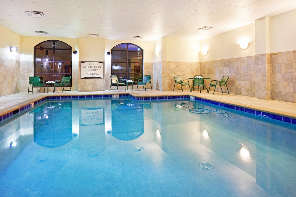 staybridge suites oak ridge by ihg