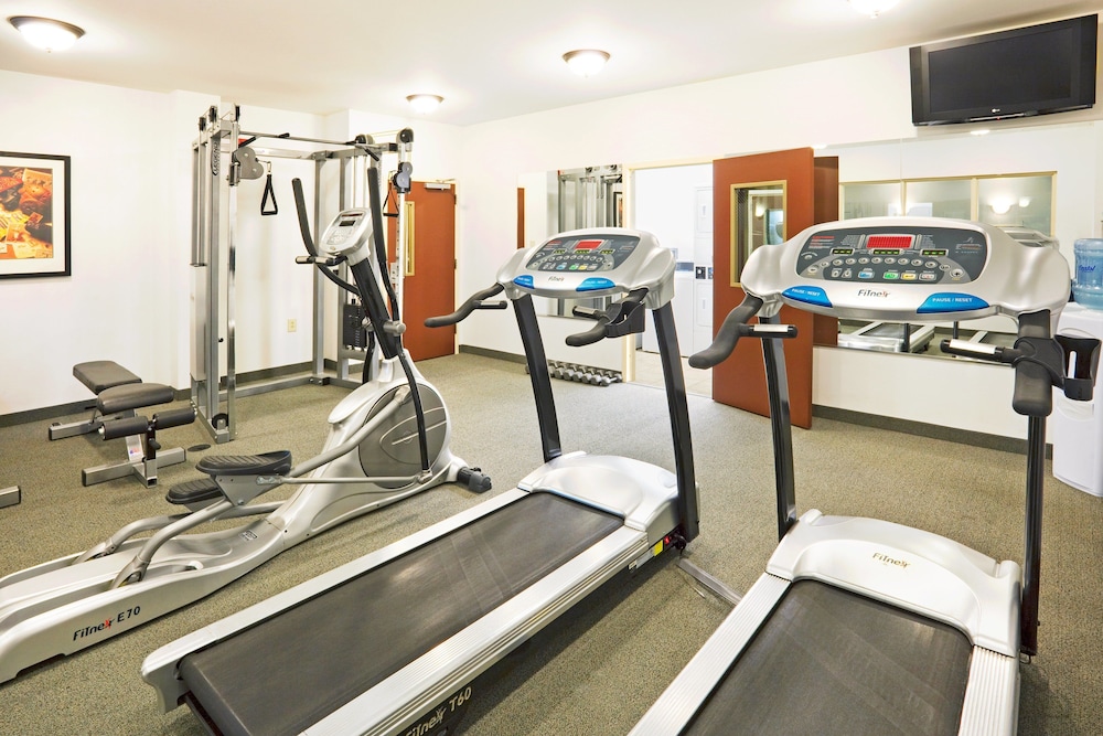 staybridge suites oak ridge by ihg