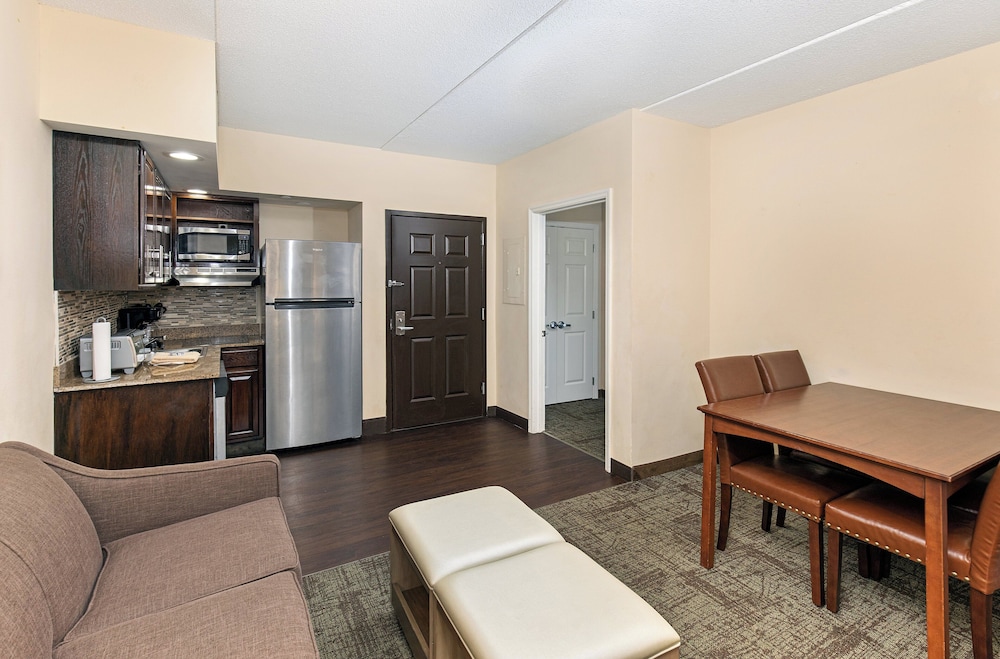 staybridge suites oak ridge by ihg