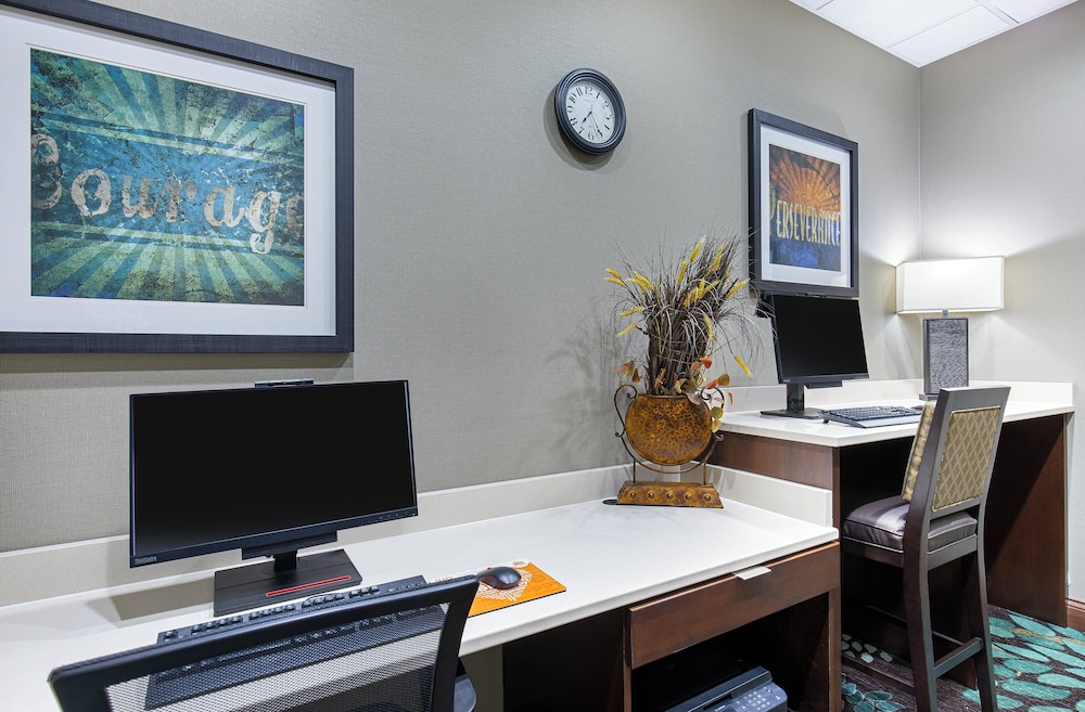staybridge suites oak ridge by ihg