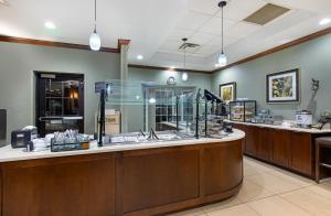 staybridge suites oak ridge by ihg