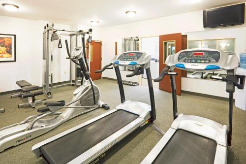 staybridge suites oak ridge by ihg