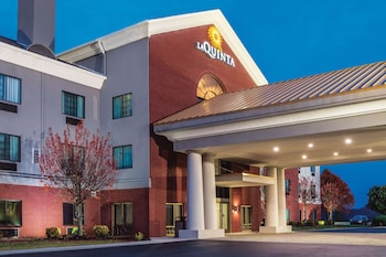 la quinta inn and suites by wyndham loudon