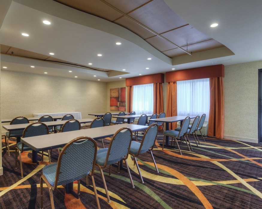 sleep inn and suites knoxville west