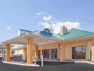 Days Inn By Wyndham Lenoir City,Lenoir City>>Knoxville,2 star